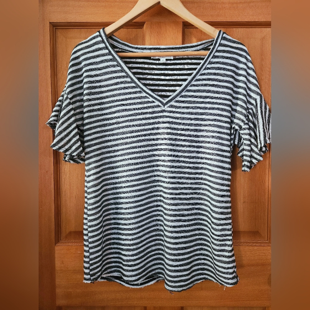 Blu Pepper small Blue and white striped v neck top